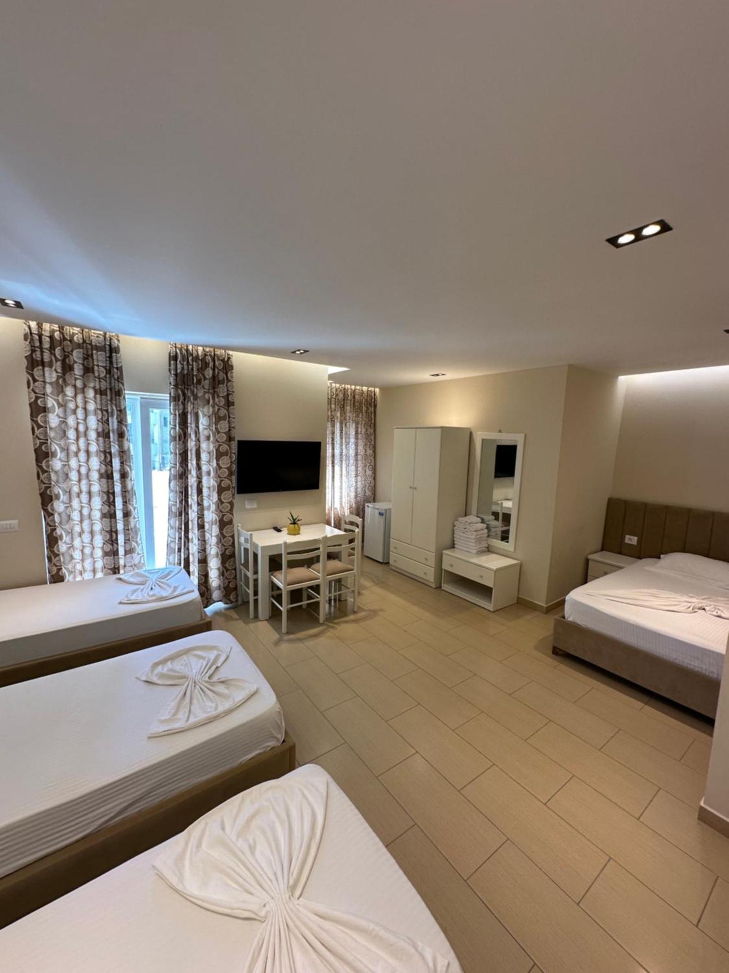 Hotel Vila Mare Durres Luaran gambar