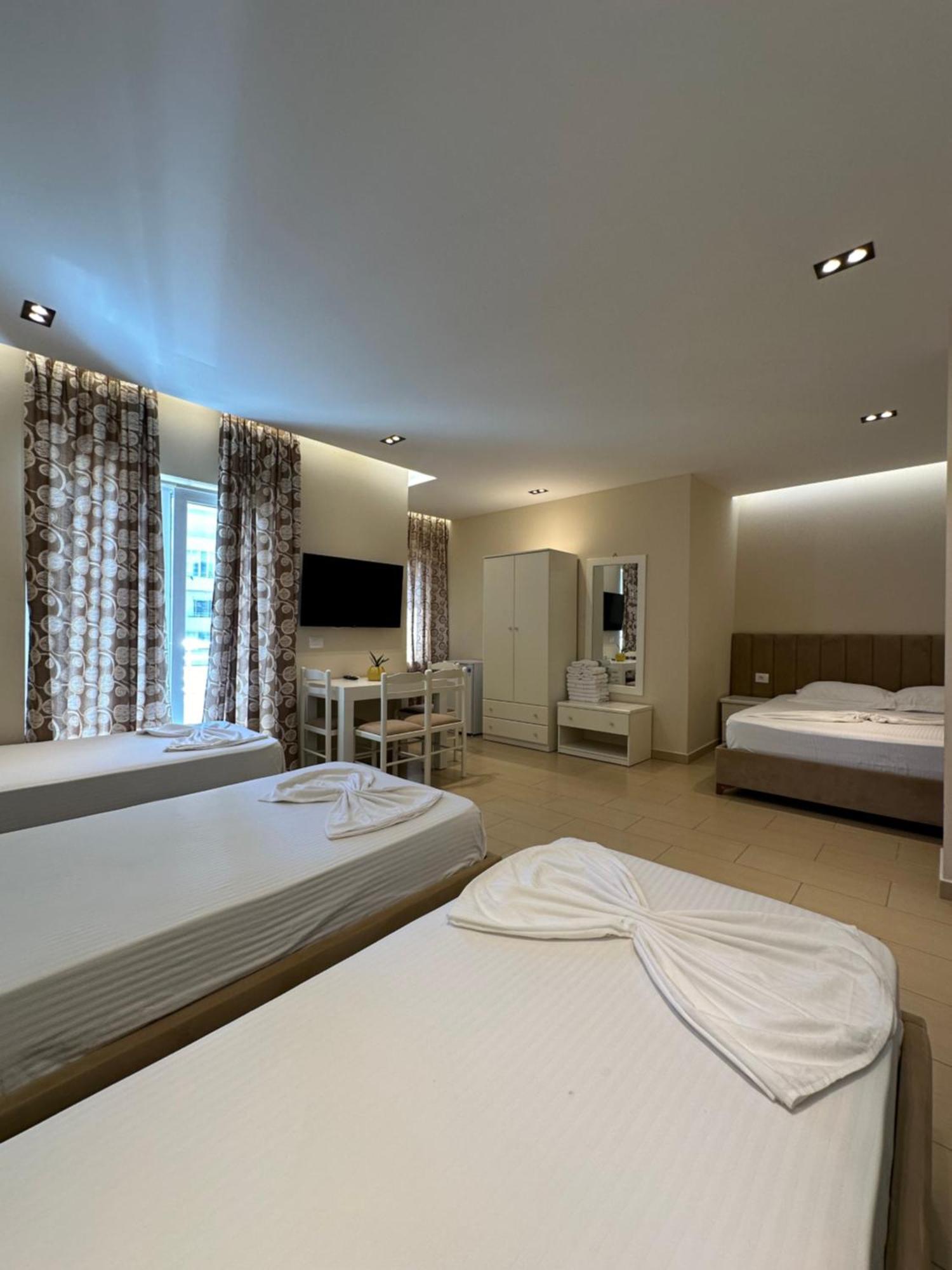 Hotel Vila Mare Durres Luaran gambar